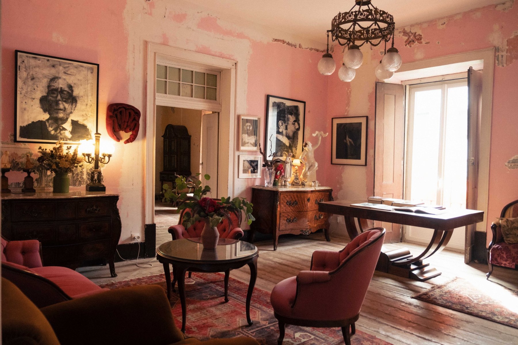 The salon of the manor house