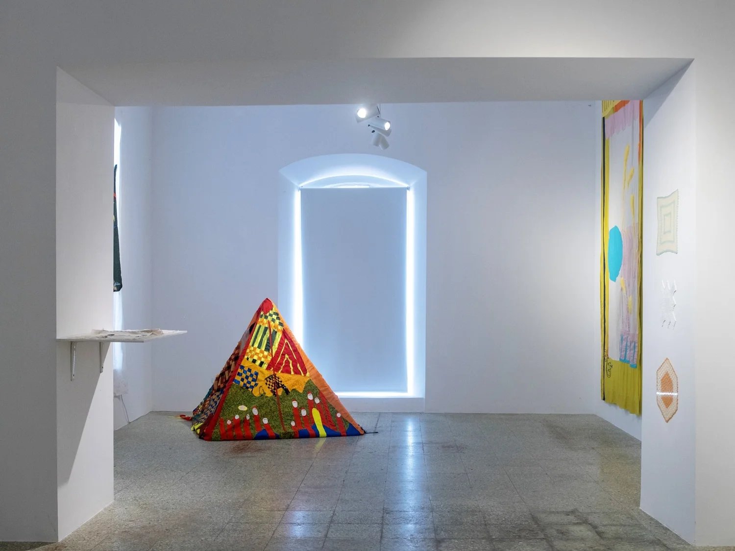Exhibition Wireless, 10